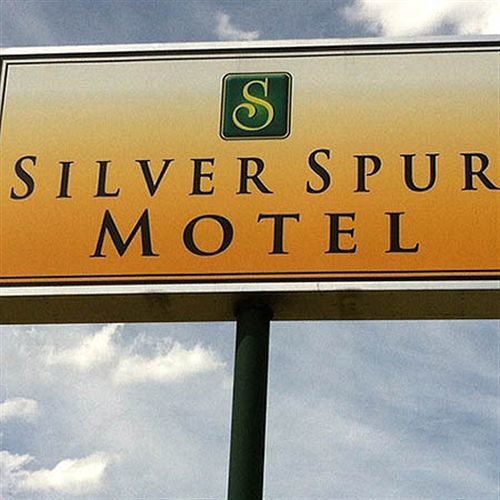 Silver Spur Motel Ландер Экстерьер фото