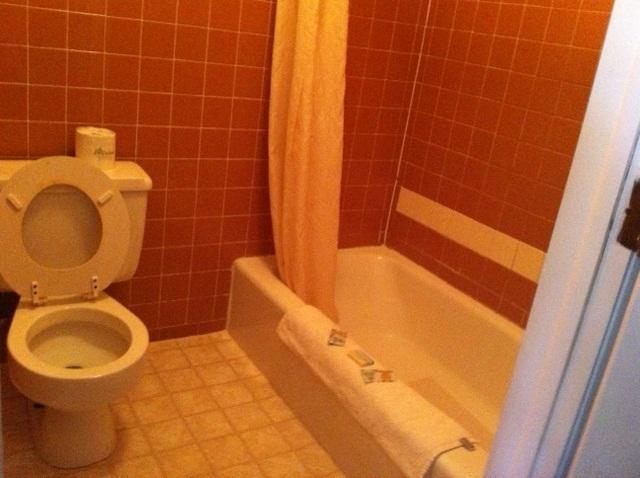 Silver Spur Motel Ландер Экстерьер фото